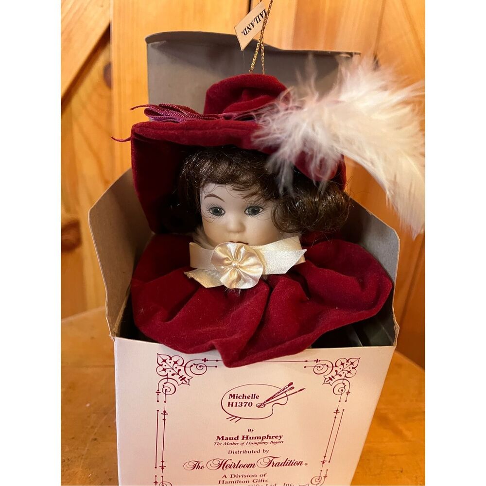 The Heirloom Tradition Maud Humphrey Bogart Vintage Doll Head Ornament H1370 Mic